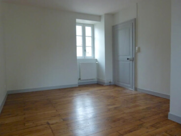 Eco-réhabilitation de 4 logements à Rivarennes dans le cadre du projet patrimoine basse consommation Eco-réhabilitation de 4 logements à Rivarennes dans le cadre du projet patrimoine basse consommation