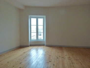 Eco-réhabilitation de 4 logements à Rivarennes dans le cadre du projet patrimoine basse consommation Eco-réhabilitation de 4 logements à Rivarennes dans le cadre du projet patrimoine basse consommation