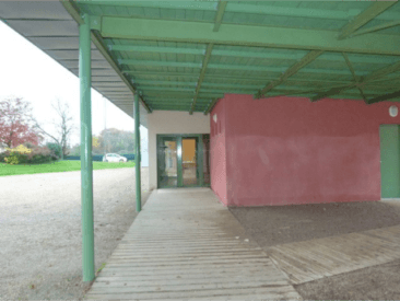 VELLES Centre d'accueil socio-culturel pour enfants, salle multi activités et cantine VELLES Centre d'accueil socio-culturel pour enfants, salle multi activités et cantine
