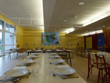 VELLES Centre d'accueil socio-culturel pour enfants, salle multi activités et cantine VELLES Centre d'accueil socio-culturel pour enfants, salle multi activités et cantine