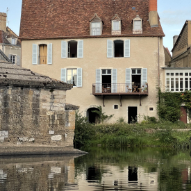 Maison bord de Creuse Maison bord de Creuse